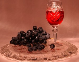 домашня настоянка на червоному винограді