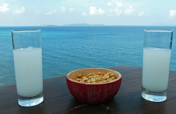 фото пастиса, разбавленного водой