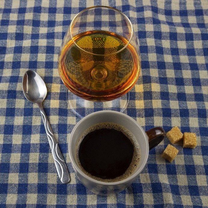 Ром с кофе – домашний рецепт популярного напитка