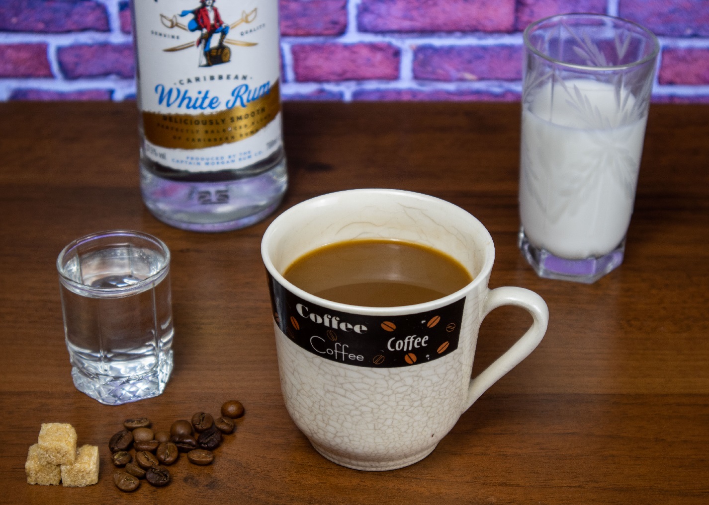 фото кофе с ромом и молоком