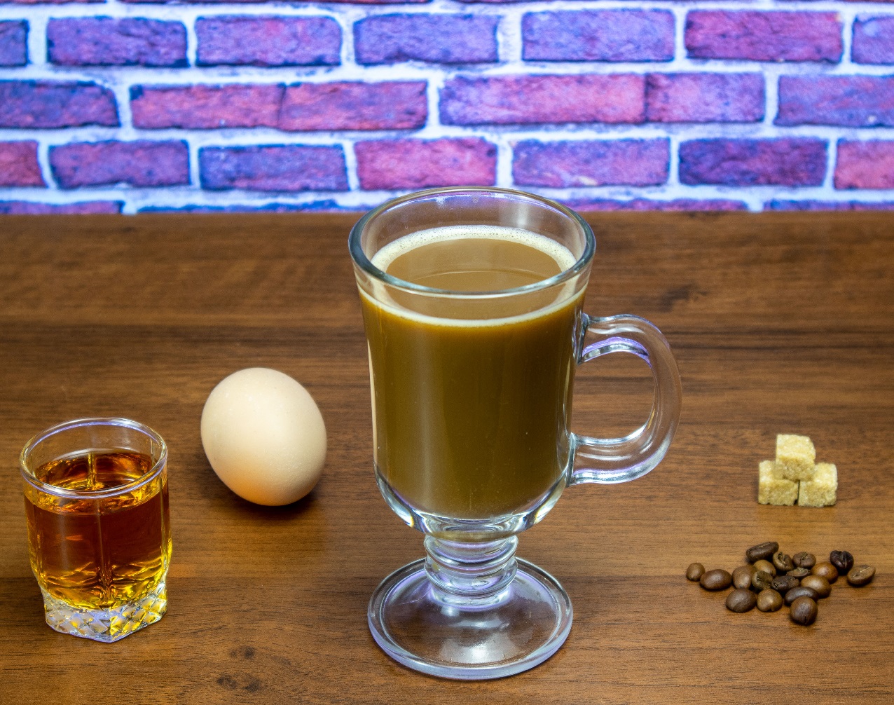 фото кофе с ромом и желтком