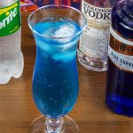 фото алкогольного коктейля Голубая Лагуна со Спрайтом