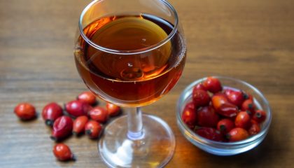 фото шиповникового вина