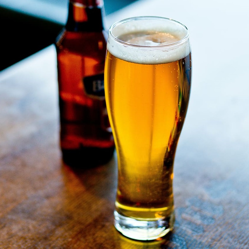 фото алкогольного коктейля с пивом и лимонадом