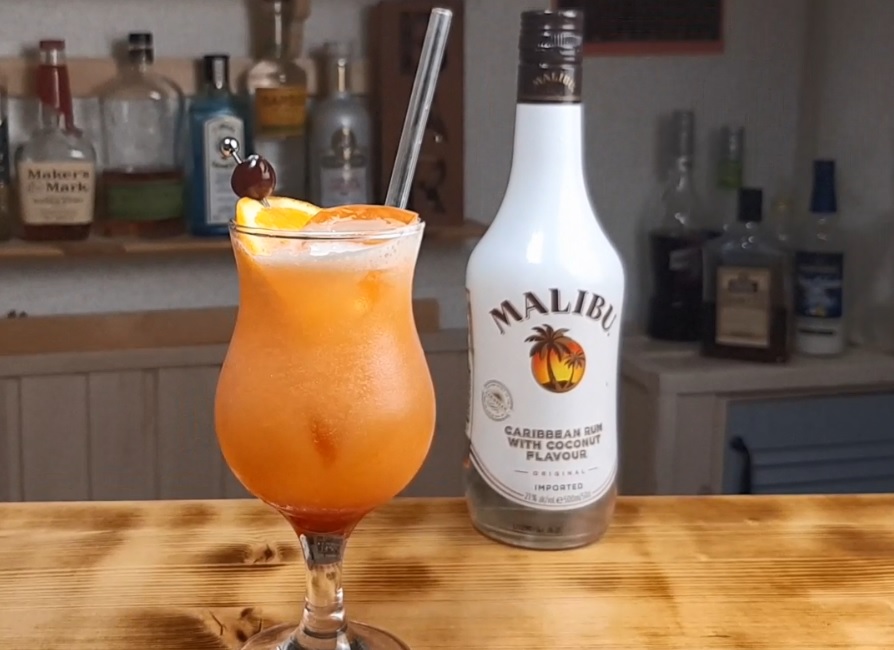 фото коктейля Малибу с апельсиновым соком
