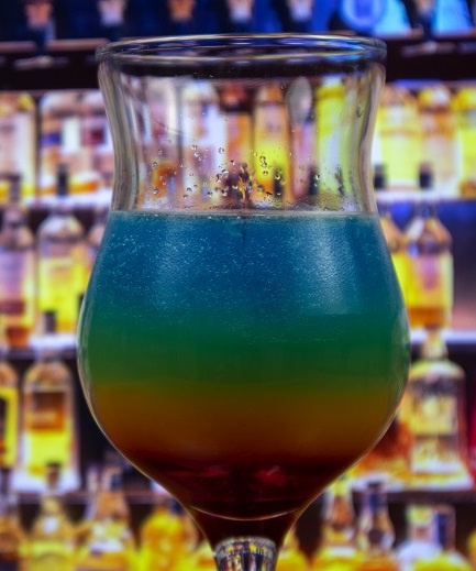 фото алкогольного коктейля радуга