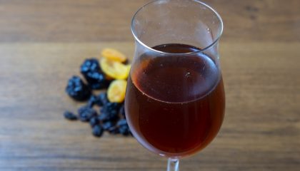 фото домашнего вина из сухофруктов