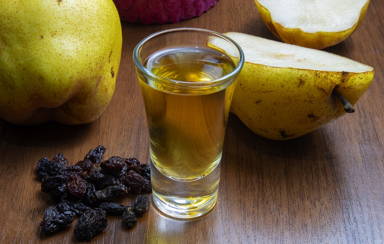 Настойка на грушах водки, спирта, самогона – 3 рецепта