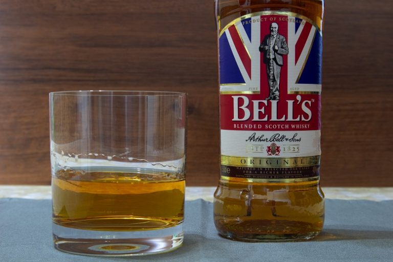 Виски Bell's (Беллс) – описание, история, виды марки