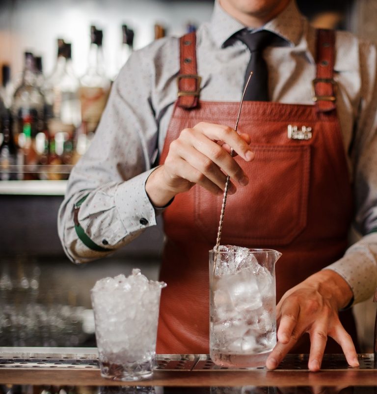 Барный инвентарь – названия и описания основных инструментов