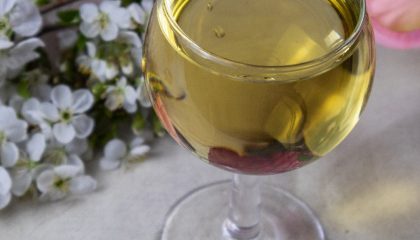 домашнее цветочное вино
