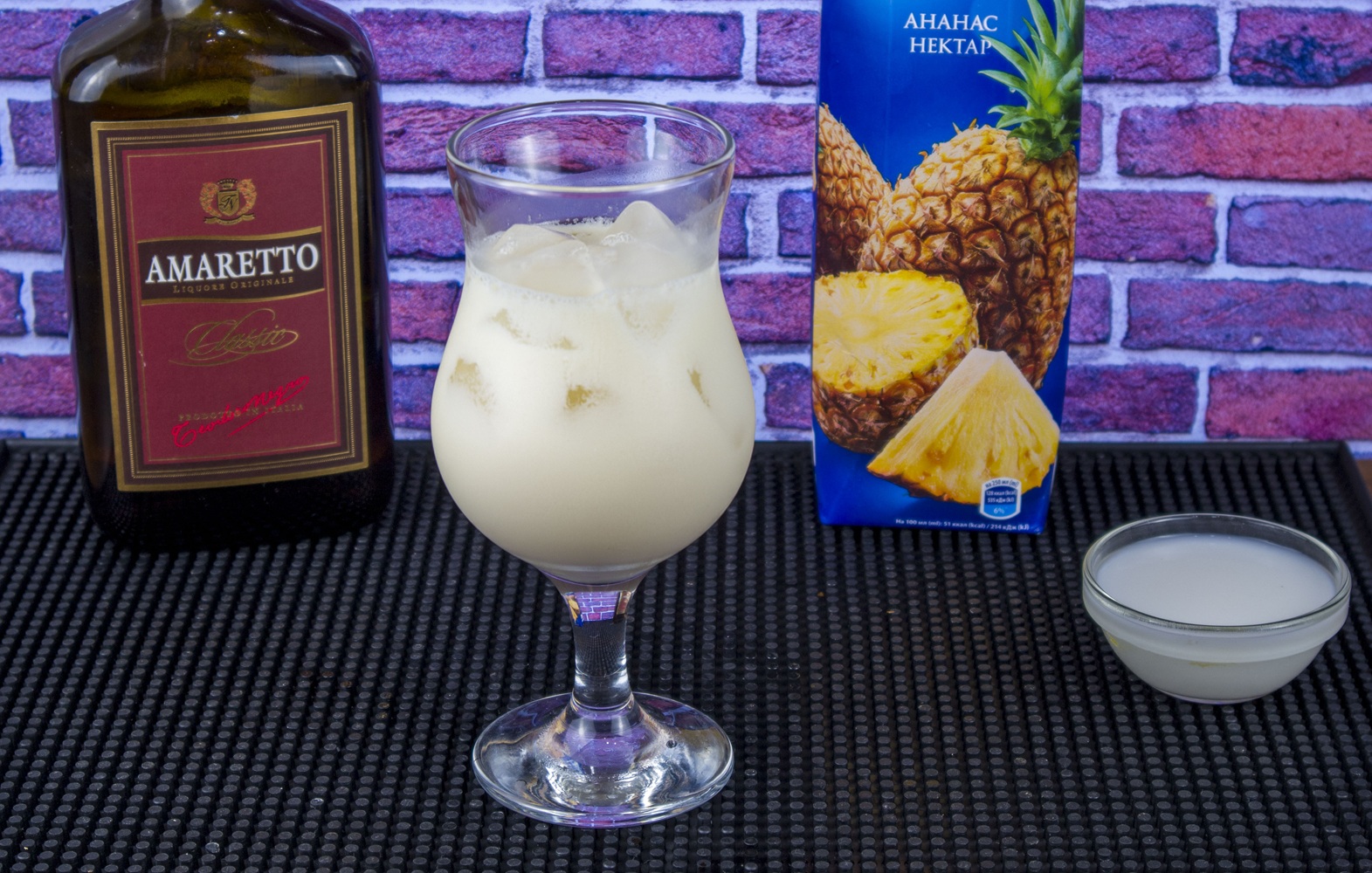 фото коктейля Амаретто Колада