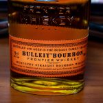 фото этикетки бурбона Буллит