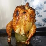 фото запеченной в духовке курицы в пиве на банке
