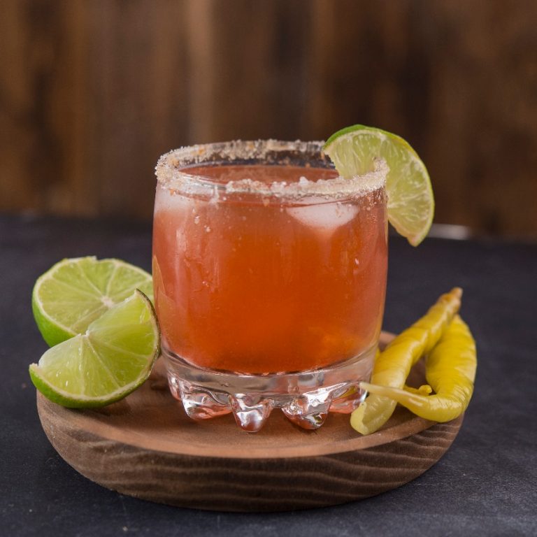 Коктейль Мичелада: рецепт, история, состав и пропорции