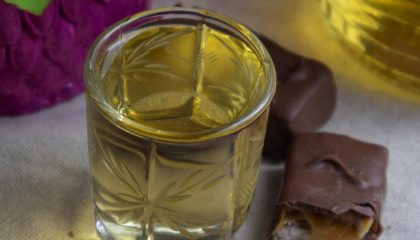 настойка на макадамии на водке