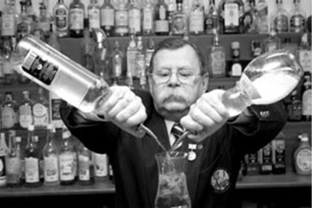 фото советского бармена Александра Кудрявцева
