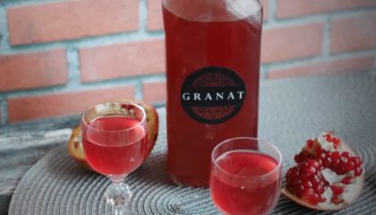 фото самодельного гранатового ликёра