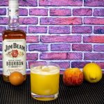 фото простого коктейля с персиковым соком