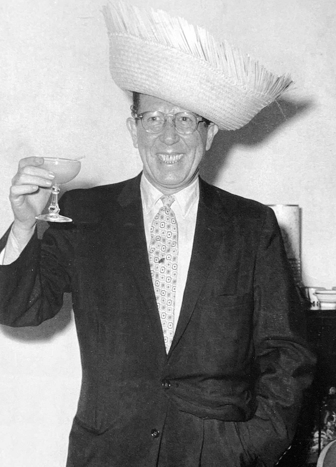 фото бармена Джо Сиалома (Joe Scialom)